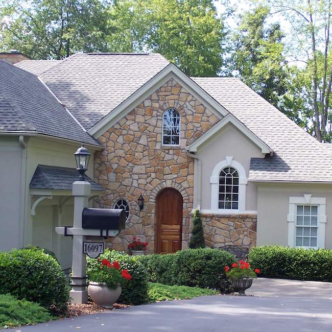 veneer & building stone, boulder look stone company.